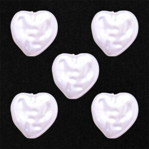 17 Acrilico Corazon Irregualar Blanco 13mm aprox (20 grm)